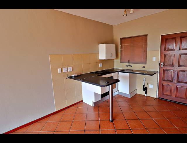 2 BEDROOM APARTMENT FOR SALE IN TERENURE